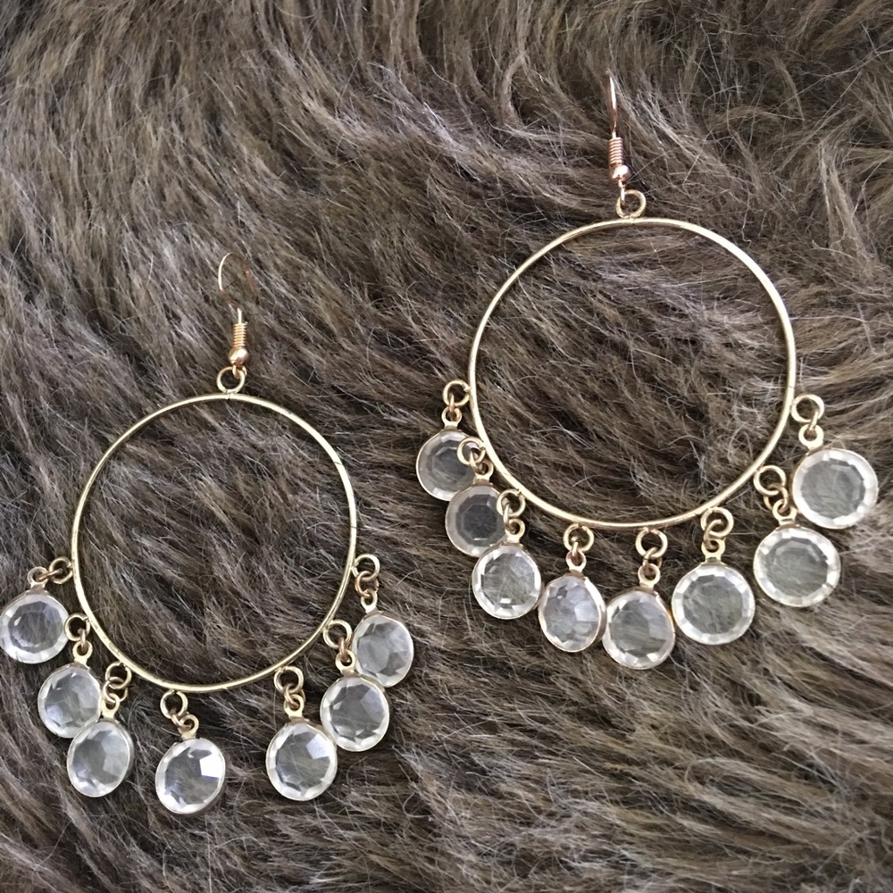 Vintage gold tone clear faceted crystal earrings